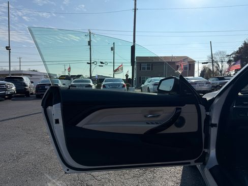 Used 2015 BMW 435i xDrive Convertible image 9