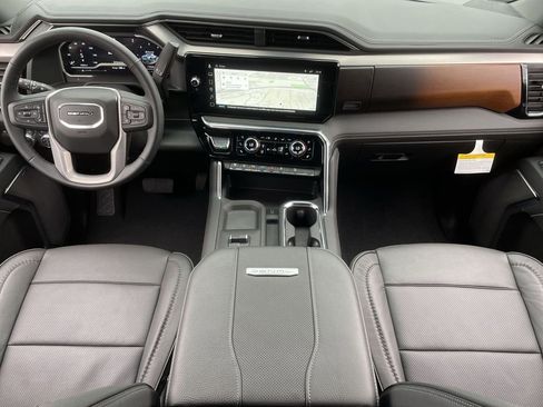 Used 2025 GMC Sierra 2500 Denali w/ Denali Reserve Package image 21