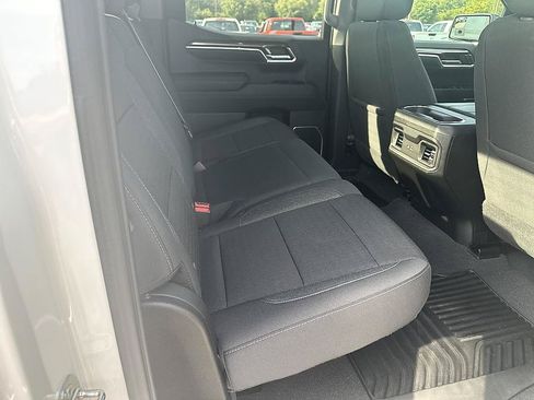 Used 2023 Chevrolet Silverado 1500 RST w/ Z71 Off-Road Package AWD/4WD image 18