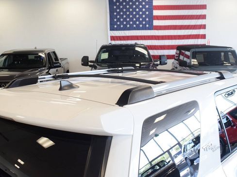 Used 2018 Toyota 4Runner TRD Off-Road Premium AWD/4WD image 19