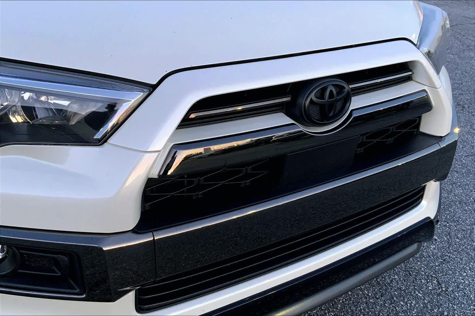 Used 2021 Toyota 4Runner Nightshade AWD/4WD image 30