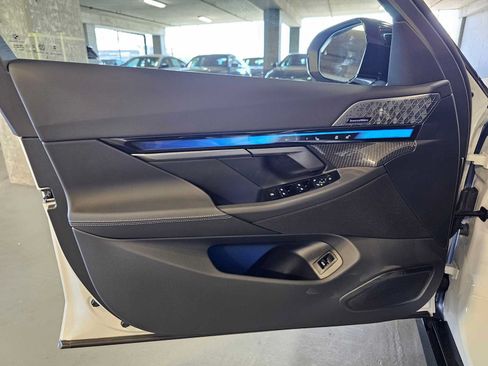 New 2026 BMW i5 M60 w/ Premium Package AWD/4WD image 53
