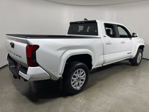 New 2025 Toyota Tacoma SR5 image 3