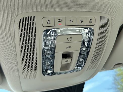 New 2026 Mercedes-Benz GLS 450 4MATIC image 35