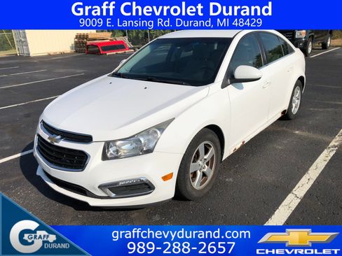 Used 2016 Chevrolet Cruze LT w/ Enhanced Safety Package FWD image 1
