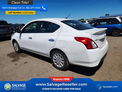 Used 2017 Nissan Versa SV FWD image 3