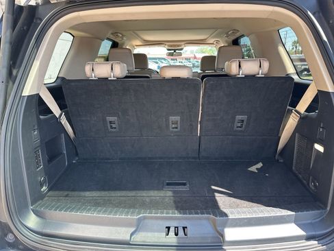 Certified 2024 Ford Expedition Limited RWD image 15