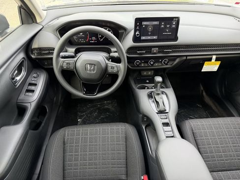 New 2026 Honda HR-V LX image 12