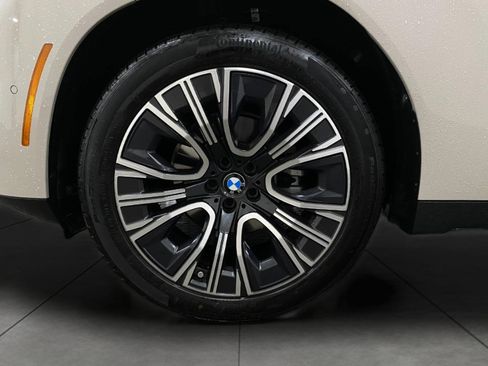 Certified 2025 BMW X3 xDrive30i image 13