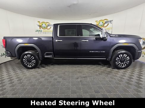 Used 2025 GMC Sierra 2500 Denali Ultimate w/ Max Trailering Package AWD/4WD image 11