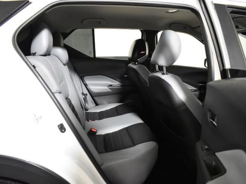 Used 2021 Nissan Kicks SR w/ SR Premium Package FWD image 32
