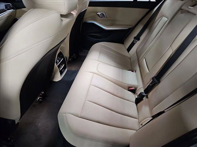 Certified 2024 BMW 330i Sedan w/ Convenience Package RWD image 20