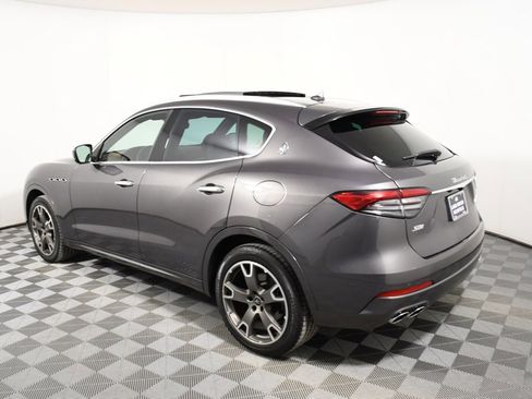 Used 2021 Maserati Levante S image 3