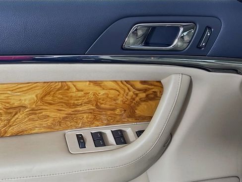 Used 2009 Lincoln MKS FWD image 19