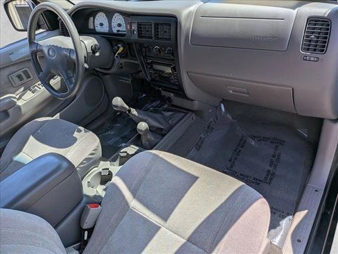 Used 2004 Toyota Tacoma 4x4 Xtracab V6 image 16