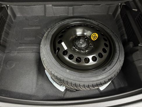 Used 2021 Chevrolet TrailBlazer LT w/ Premium Seating Package image 38