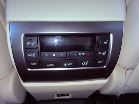 Certified 2023 Lexus GX 460 Premium image 17