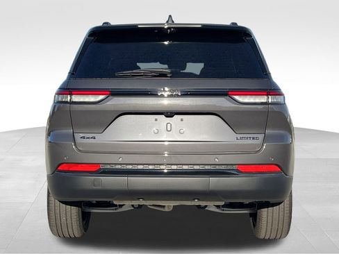 New 2025 Jeep Grand Cherokee Limited w/ Luxury Tech Group II image 31