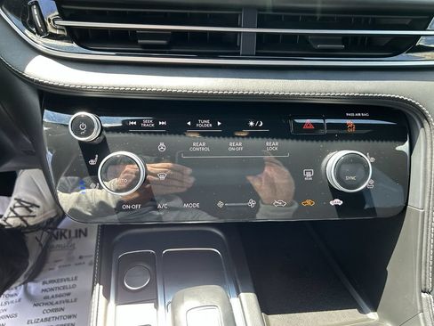 Used 2023 INFINITI QX60 Autograph w/ Cargo Package AWD/4WD image 24