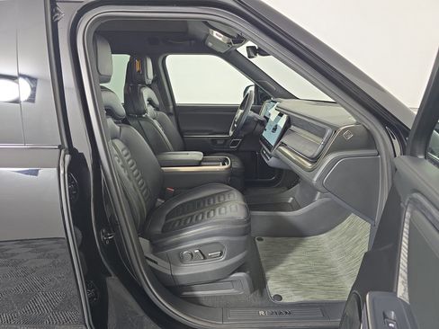 Used 2024 Rivian R1T Adventure AWD/4WD image 23