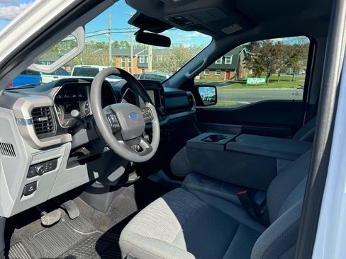 Used 2022 Ford F150 XLT w/ Trailer Tow Package AWD/4WD image 18