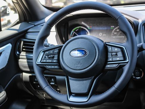 New 2025 Subaru Forester Limited image 17