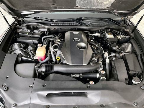 Used 2019 Lexus RC 300 image 12