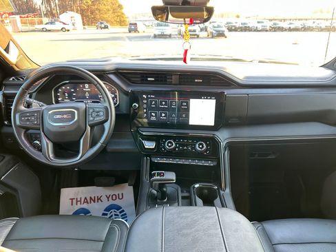 Used 2023 GMC Sierra 1500 AT4X image 14