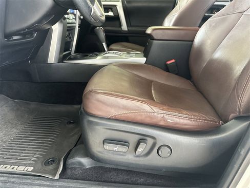 Used 2017 Toyota 4Runner Limited image 13