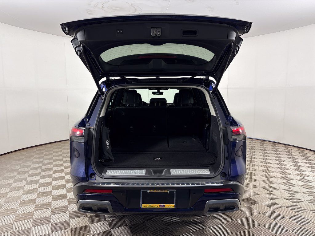 Used 2022 INFINITI QX60 Luxe w/ Vision Package FWD image 23