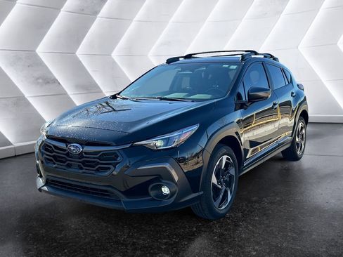 Certified 2025 Subaru Crosstrek 2.5i Limited w/ Crosstrek Mirror Package image 3