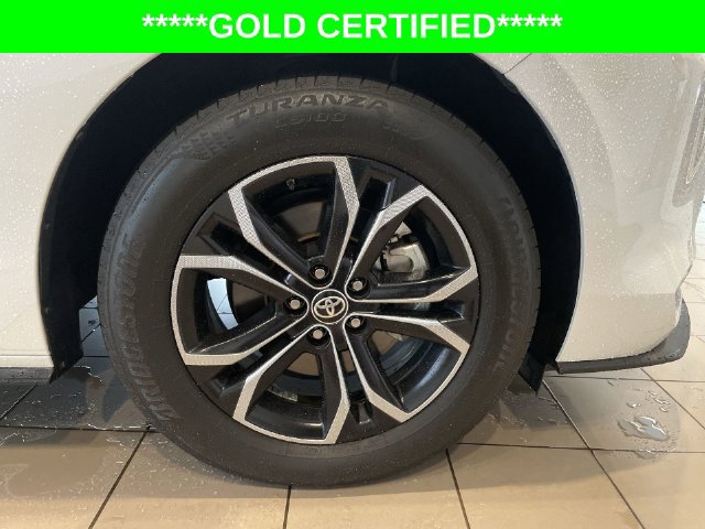 Used 2025 Toyota Sienna Platinum AWD/4WD image 41