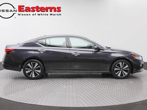 Used 2019 Nissan Altima 2.5 SV FWD image 4