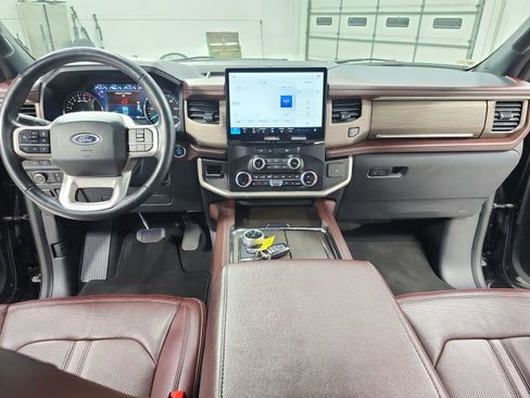 Used 2024 Ford Expedition Max Limited RWD image 27