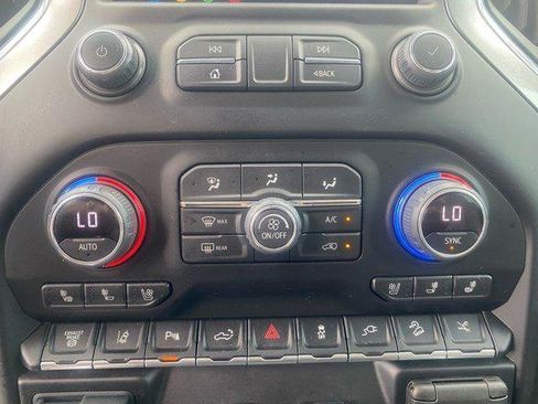 Used 2022 Chevrolet Silverado 2500 LTZ w/ LTZ Convenience Package image 21