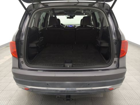 Used 2017 Honda Pilot Touring image 29