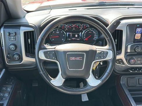 Used 2018 GMC Sierra 1500 SLT image 12