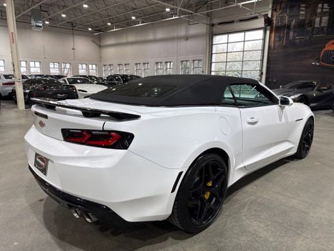 Used 2018 Chevrolet Camaro SS image 56