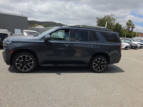 Used 2021 Chevrolet Tahoe RST w/ Luxury Package RWD image 2