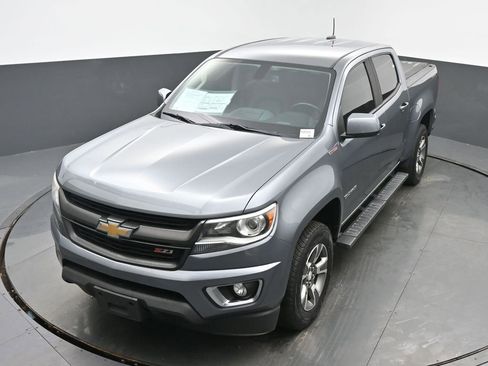 Used 2020 Chevrolet Colorado Z71 AWD/4WD image 37