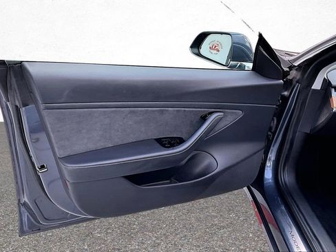 Used 2020 Tesla Model 3 Long Range image 20
