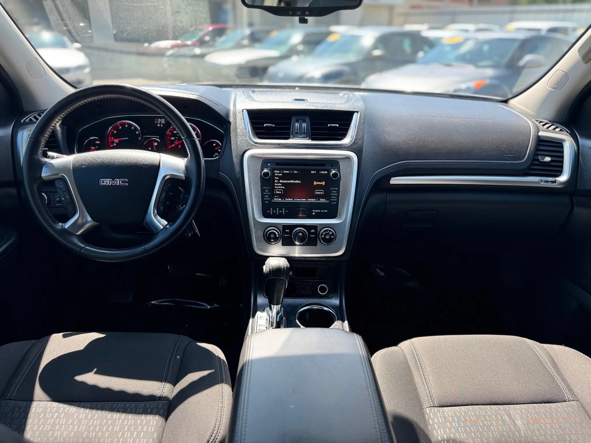 Used 2016 GMC Acadia SLE FWD image 25