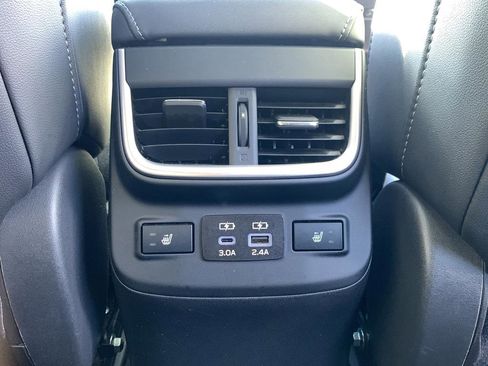 Used 2024 Subaru Outback Limited image 43
