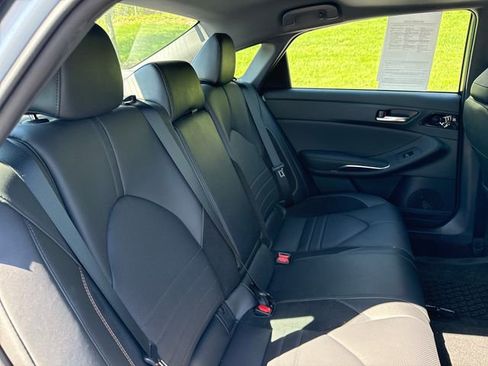 Used 2020 Toyota Avalon XSE w/ All Weather Liner Package FWD image 14