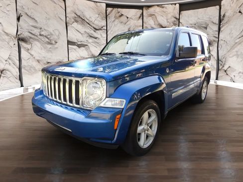 Used 2009 Jeep Liberty Limited w/ Premium Group AWD/4WD image 1
