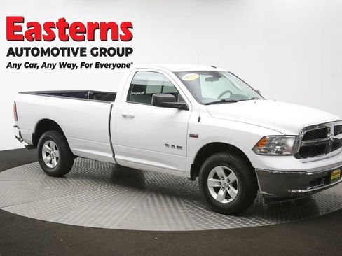 Used 2019 RAM 1500 Classic SLT image 45