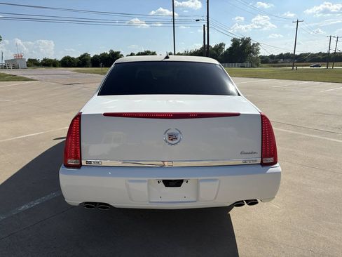 Used 2007 Cadillac DTS FWD image 4