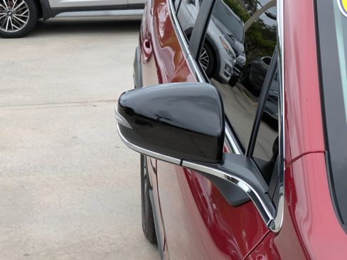 Used 2024 Subaru Outback Premium image 8