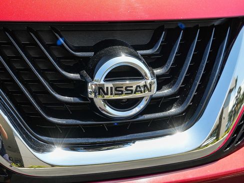 Used 2018 Nissan Murano SL w/ Cargo Package FWD image 9