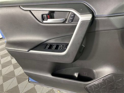 Used 2022 Toyota RAV4 XSE image 25